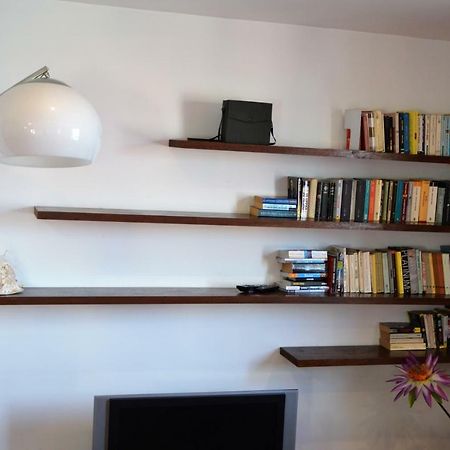 Sunflower Apartment With Private Terrace And Lift Genova Exterior foto