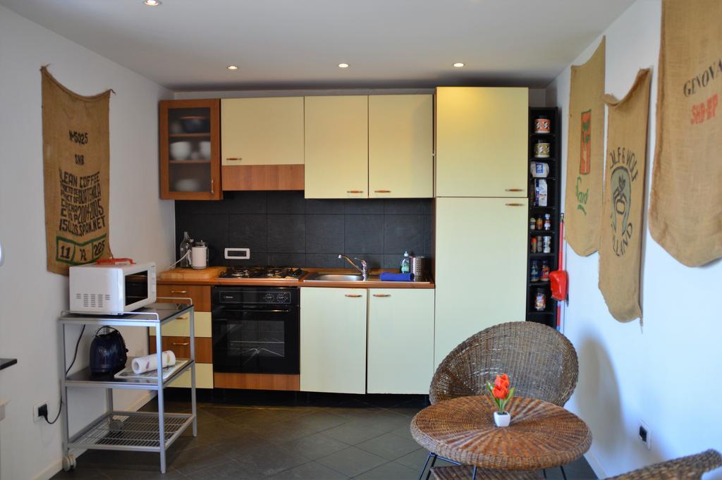 Sunflower Apartment With Private Terrace And Lift Genova Exterior foto