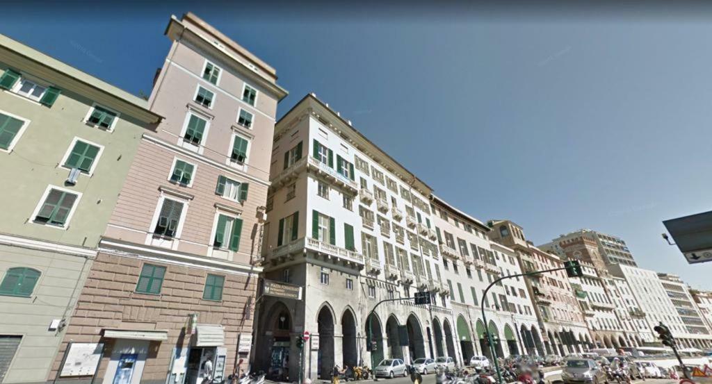 Sunflower Apartment With Private Terrace And Lift Genova Exterior foto